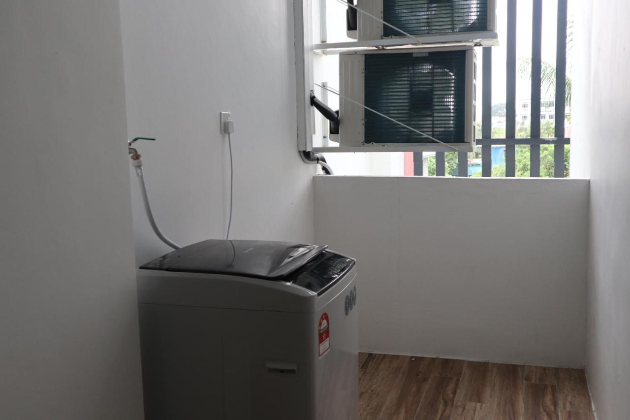 Zen66 @ Roxy Serviced Apartment Kuching Kültér fotó